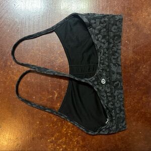 Lululemon sports bra, black leopard!